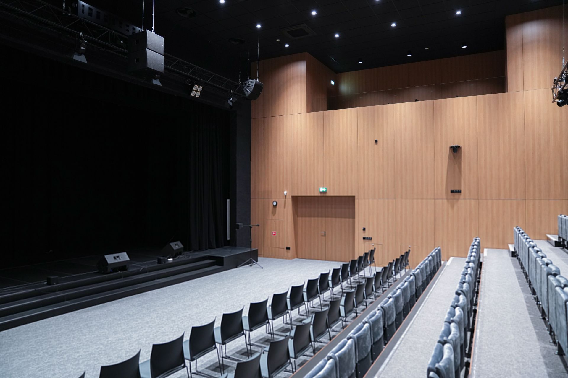 sala widowiskowa DK Witosa