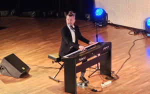 Koncert - Adam Snopek Show 1.12.2023 (11)